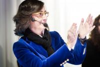 ROSA AGUILAR | Mujeres en la Función Pública, ¿por qué engancha tanto la política?